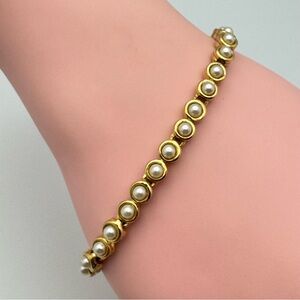 Gold Tone Pearl Link Bracelet Bezel Set Faux Pearls 7” Long